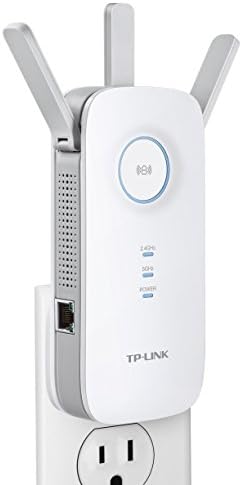 tp-link AC1750 WiFi Range Extender со Голема Брзина Режим и Интелигентни Сигналот Индикатор (RE450) (Обновена)